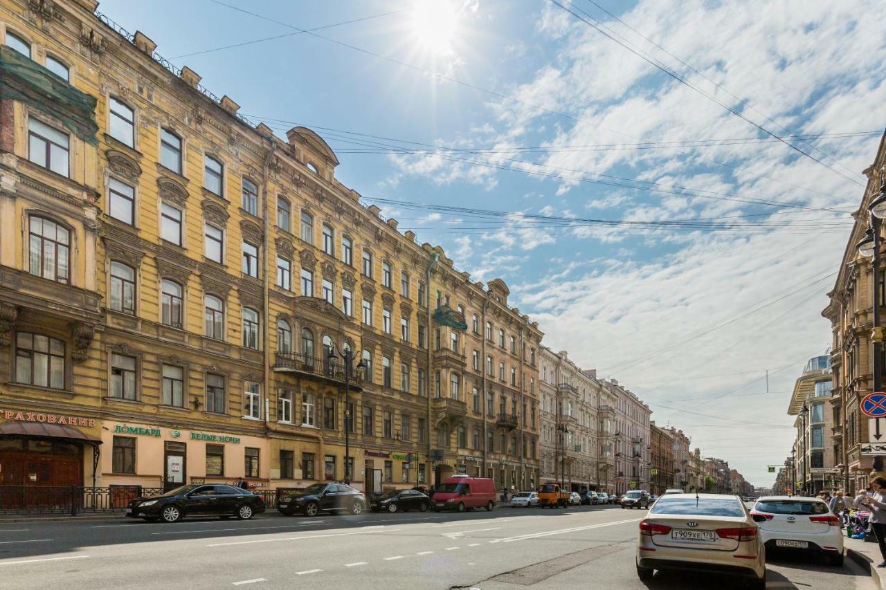 Oksana's Apartments Saint Petersburg Bagian luar foto